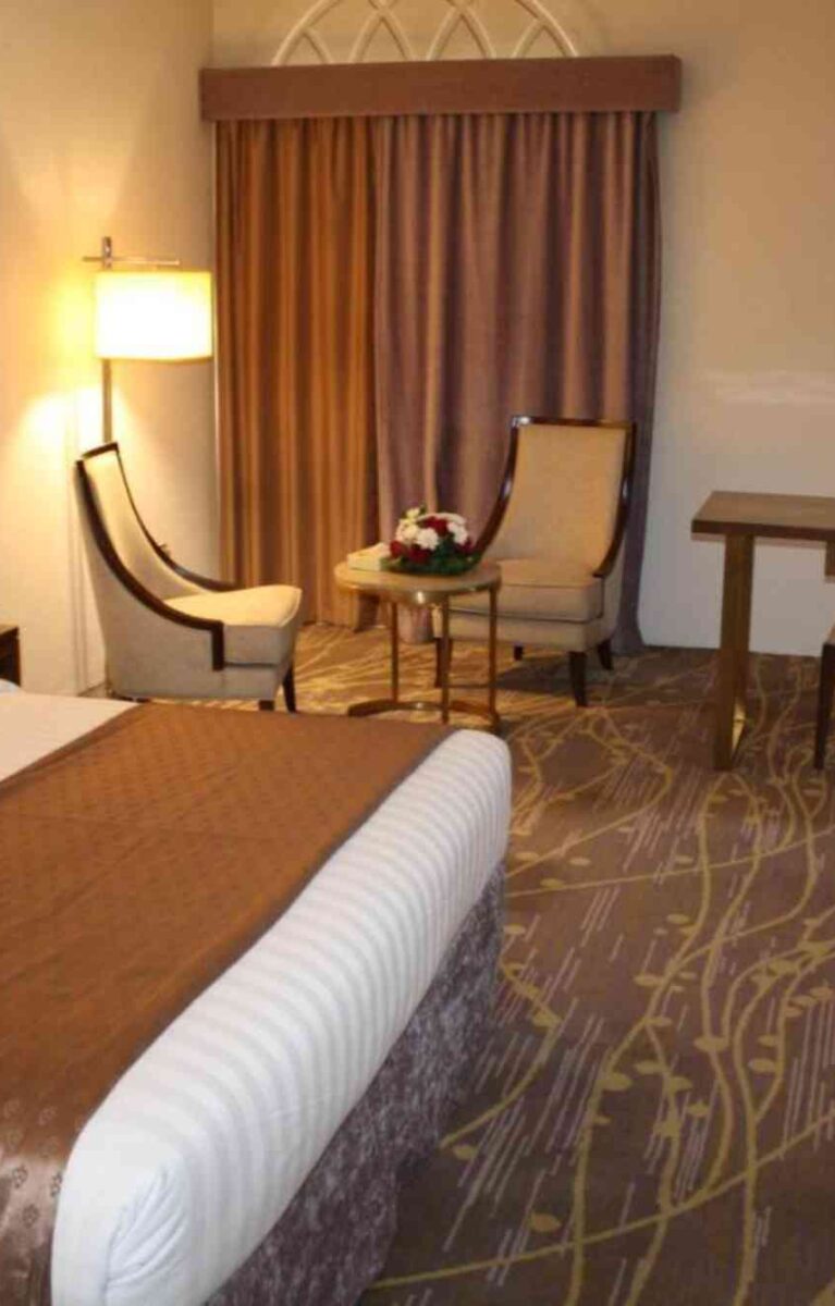 فندق المطلق الرياض