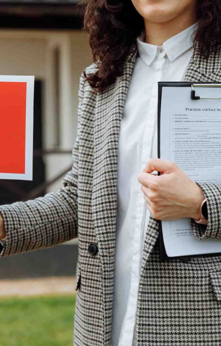 What is role Property Consultant Dub
